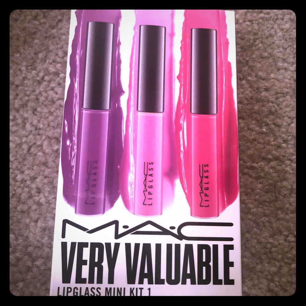 MAC lipglass kit